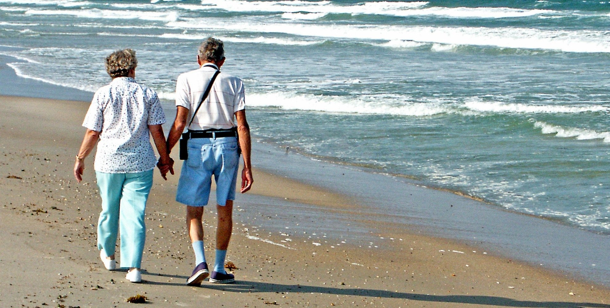 Seniors at the beach 1920